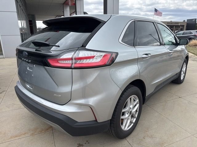 Used 2024 Ford Edge SEL AWD/4WD image 7