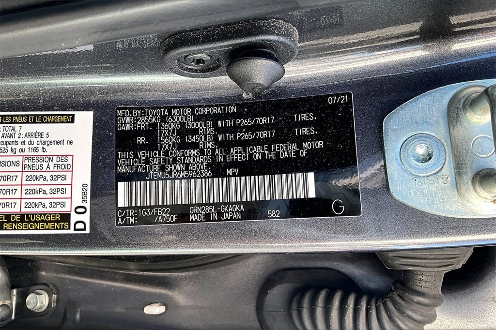 Used 2021 Toyota 4Runner SR5 image 28