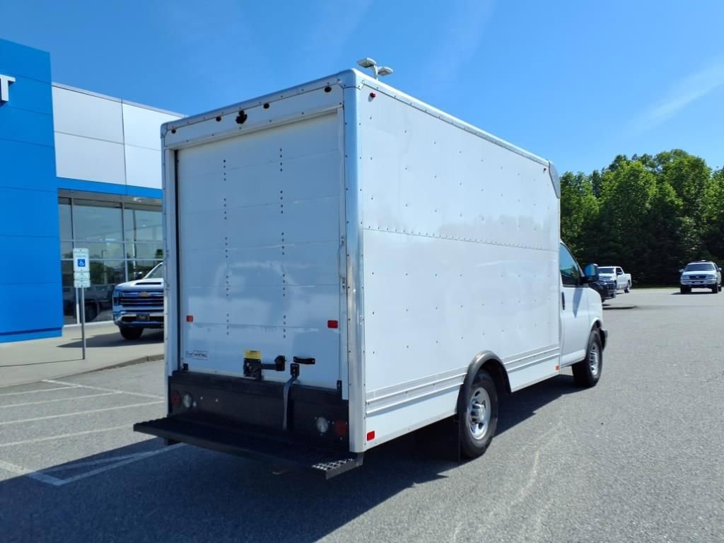 Used 2020 Chevrolet Express 3500 Work Van w/ Driver Convenience Package image 3