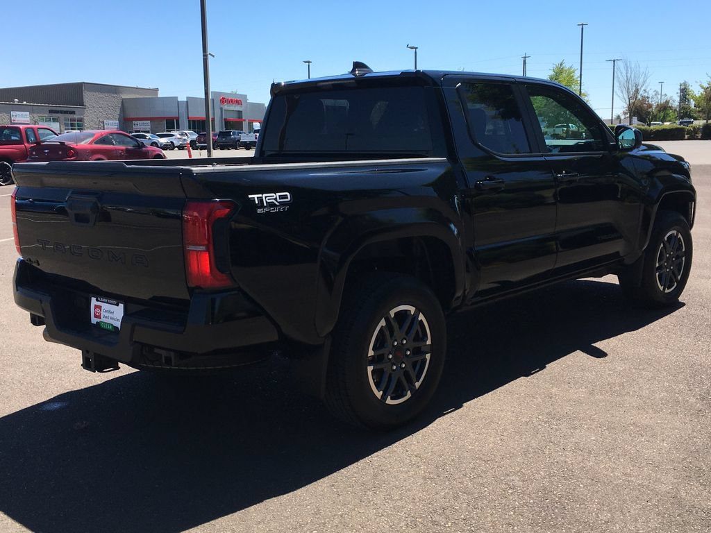 Used 2024 Toyota Tacoma TRD Sport AWD/4WD image 6