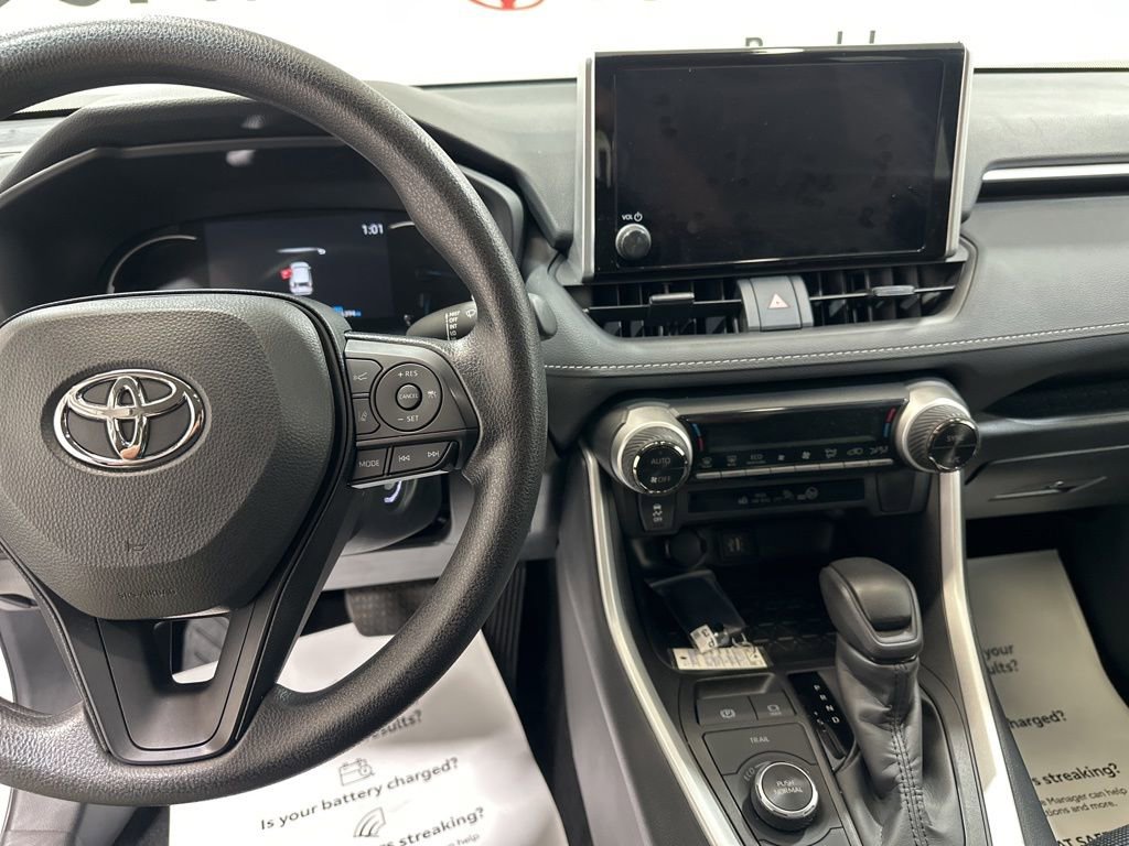 Used 2025 Toyota RAV4 LE image 25