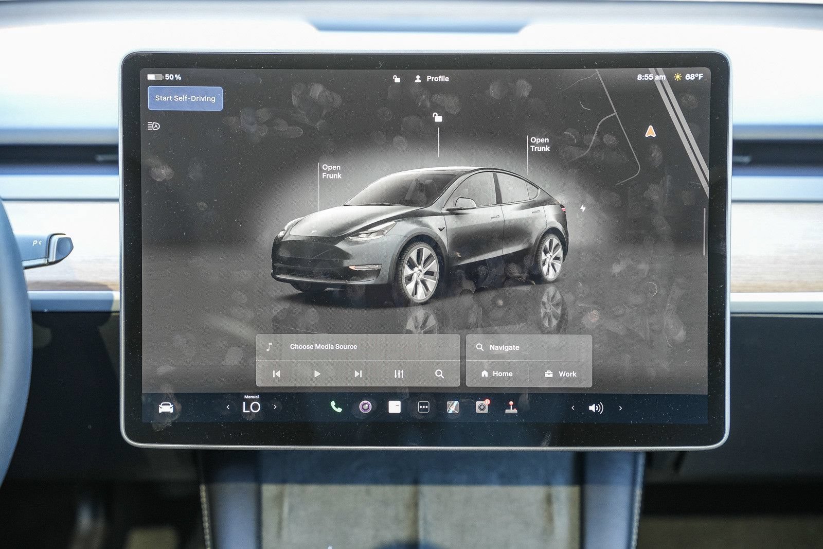 Used 2024 Tesla Model Y Long Range AWD/4WD image 13