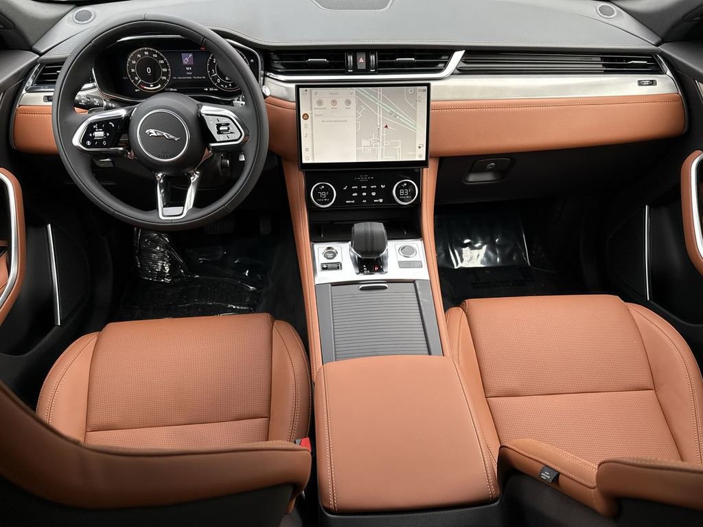 Used 2025 Jaguar F-PACE R-Dynamic S AWD/4WD image 12