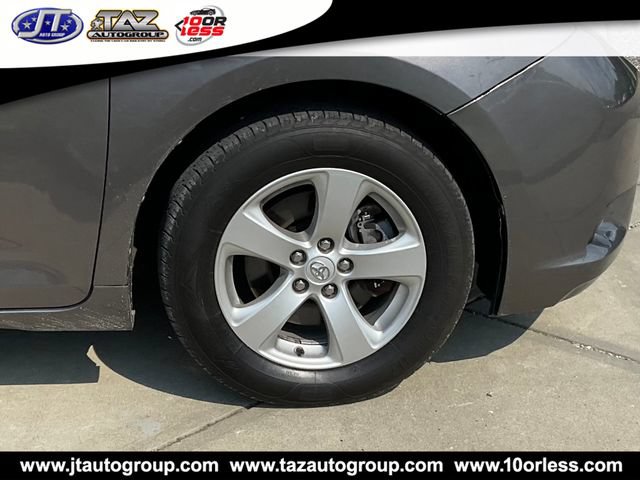 Used 2014 Toyota Sienna LE FWD image 9