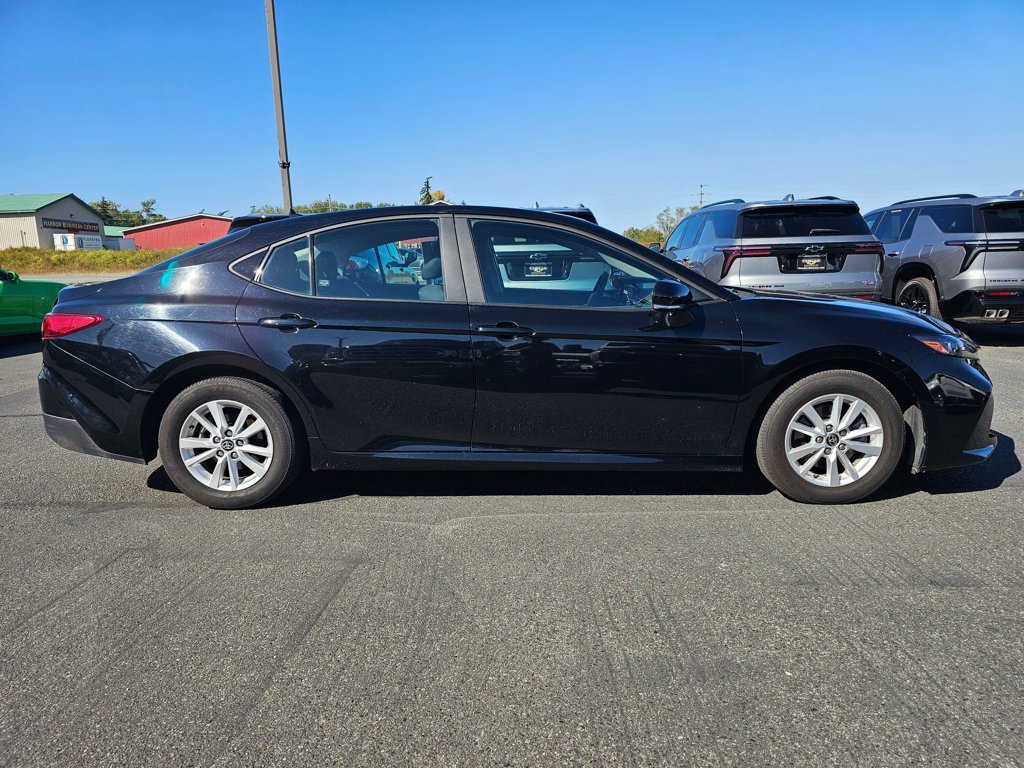 Used 2025 Toyota Camry LE FWD image 2
