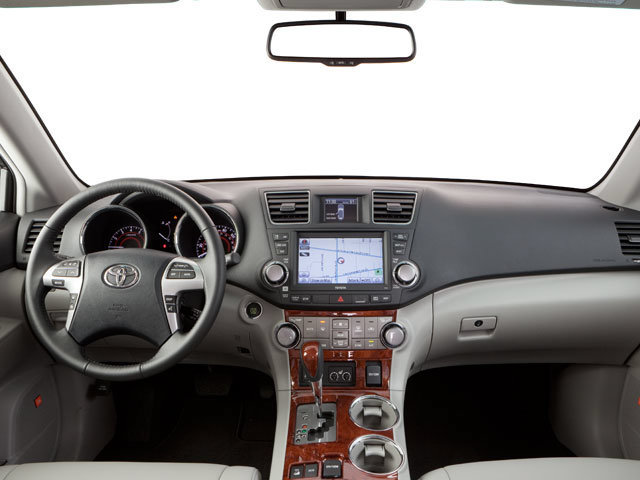 Used 2013 Toyota Highlander SE AWD/4WD image 7