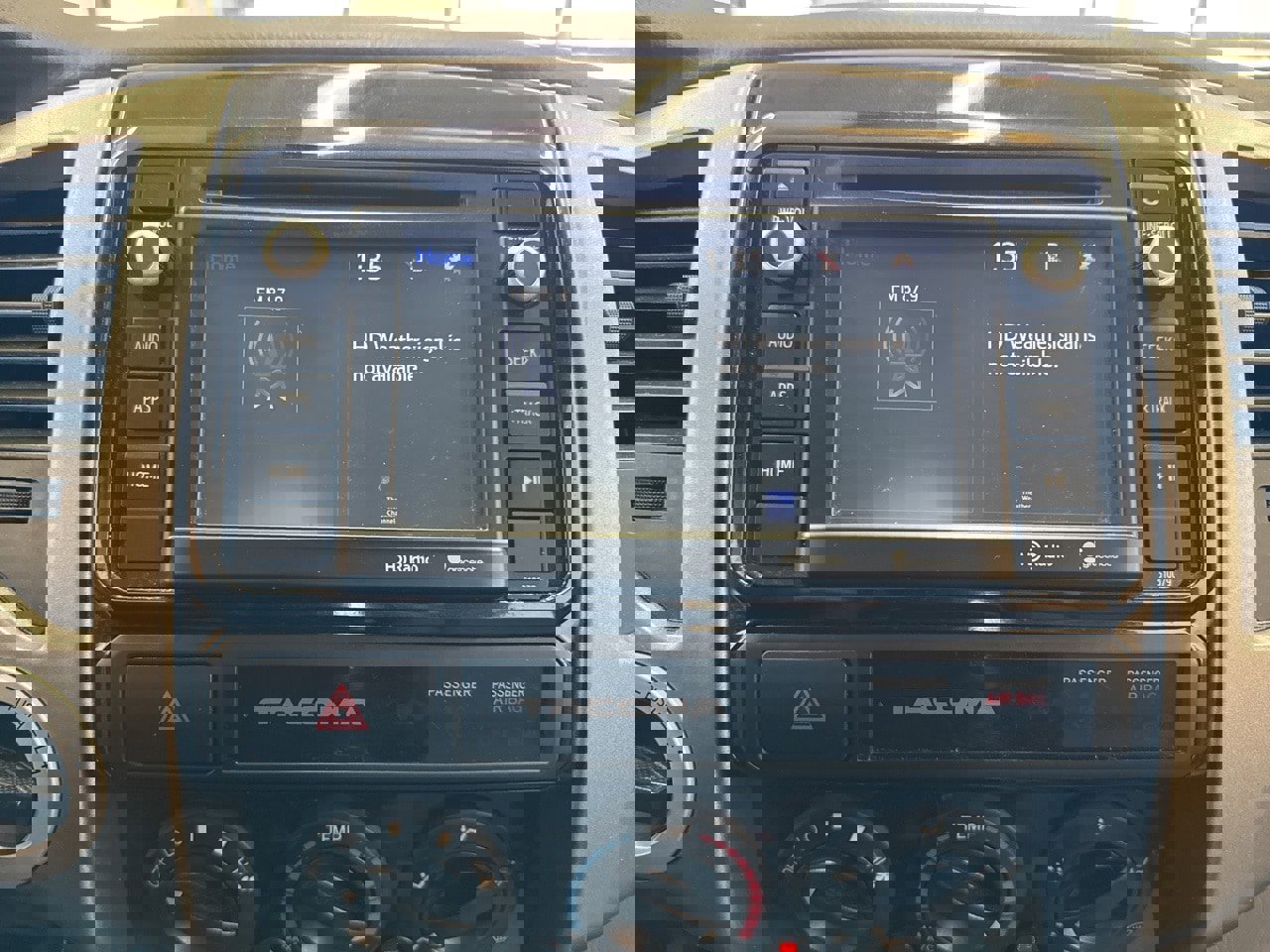 Used 2015 Toyota Tacoma 4x4 Double Cab image 25