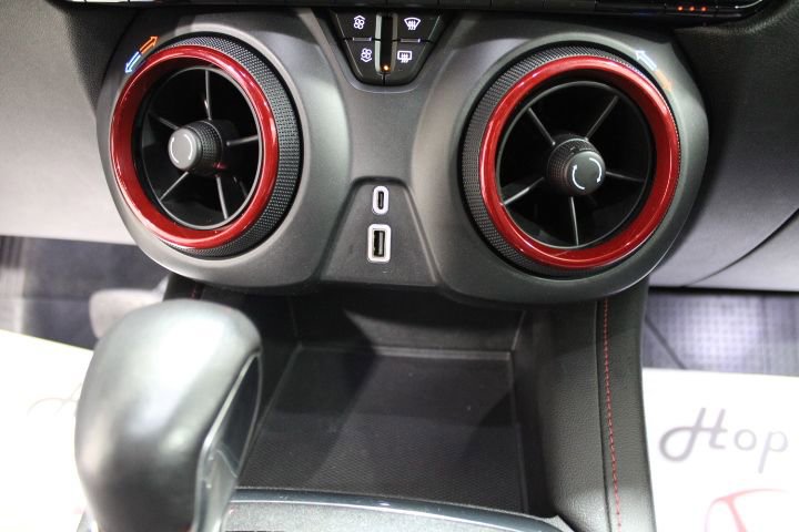 Used 2019 Chevrolet Blazer RS w/ LPO, Floor Liner Package image 50