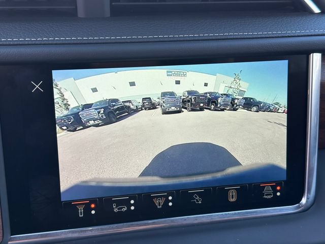 Used 2023 GMC Yukon Denali Ultimate AWD/4WD image 34
