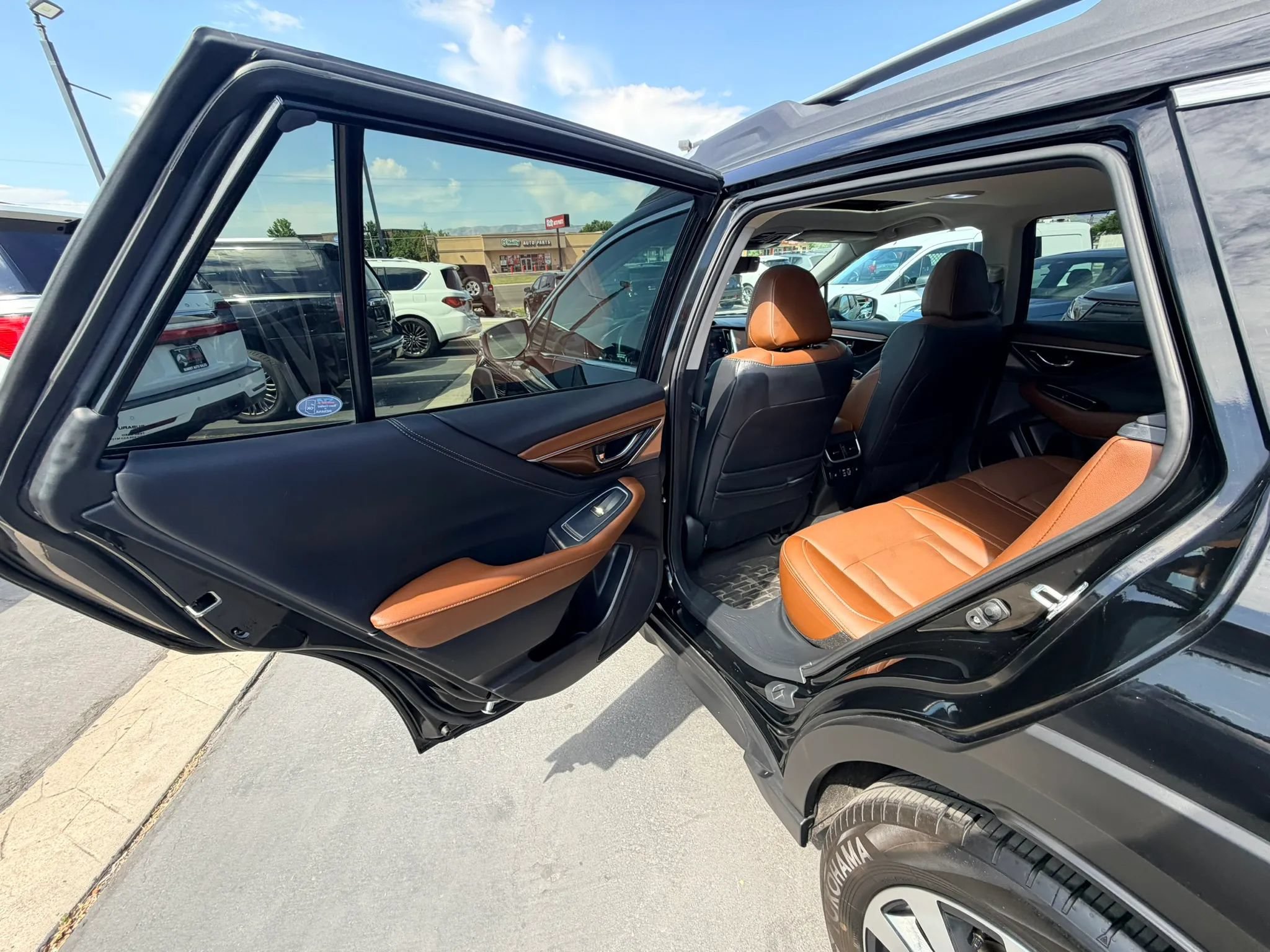 Used 2023 Subaru Outback Touring AWD/4WD image 22