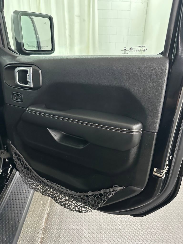 Used 2021 Jeep Wrangler Unlimited Sahara w/ Cold Weather Group image 38