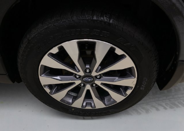 Used 2018 Subaru Outback 3.6R Touring w/ Protection Package #1 AWD/4WD image 19