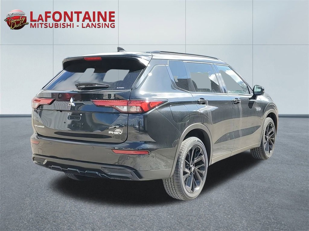 New 2025 Mitsubishi Outlander SEL Black Edition image 4