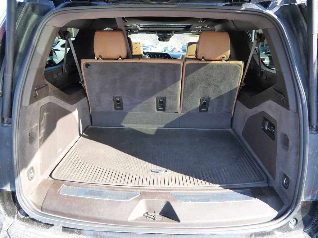 Used 2022 Cadillac Escalade ESV Sport w/ Touring Package image 23