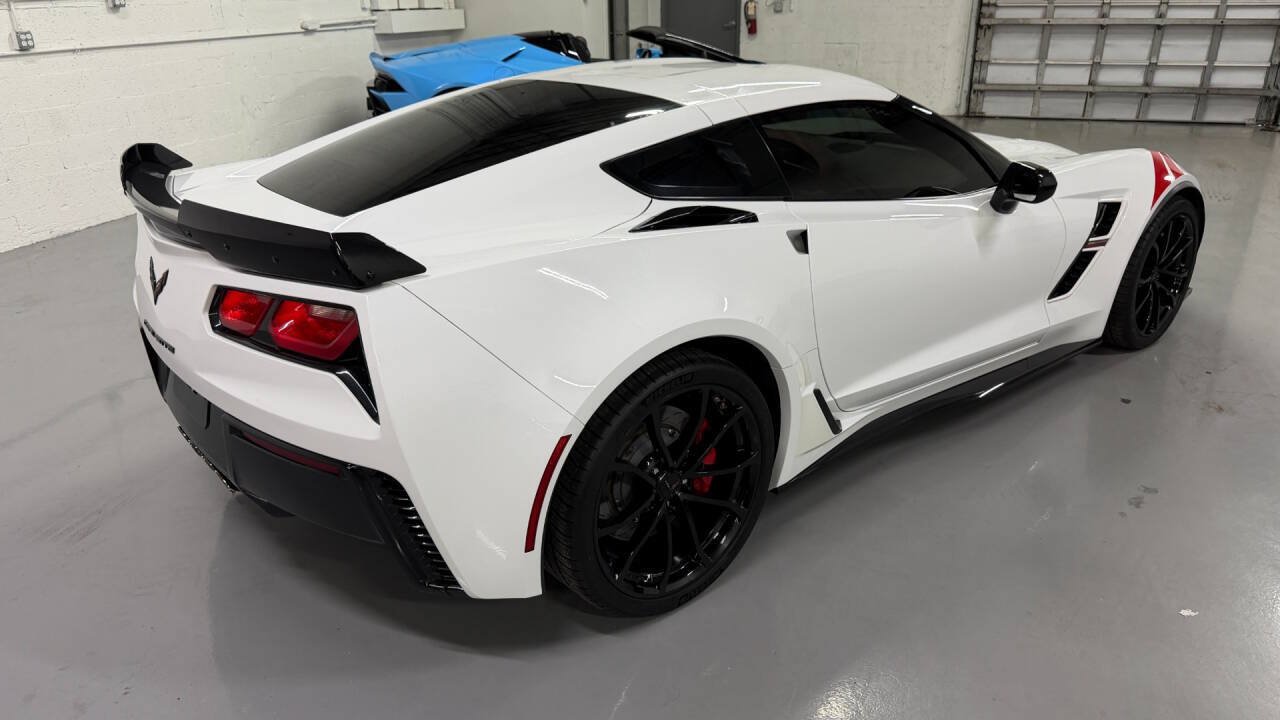 Used 2019 Chevrolet Corvette Grand Sport RWD image 17