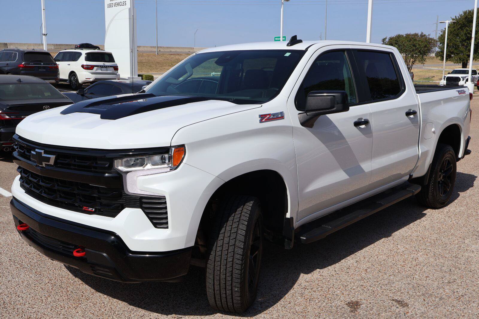 Used 2024 Chevrolet Silverado 1500 LT Trail Boss w/ Protection Package AWD/4WD image 7