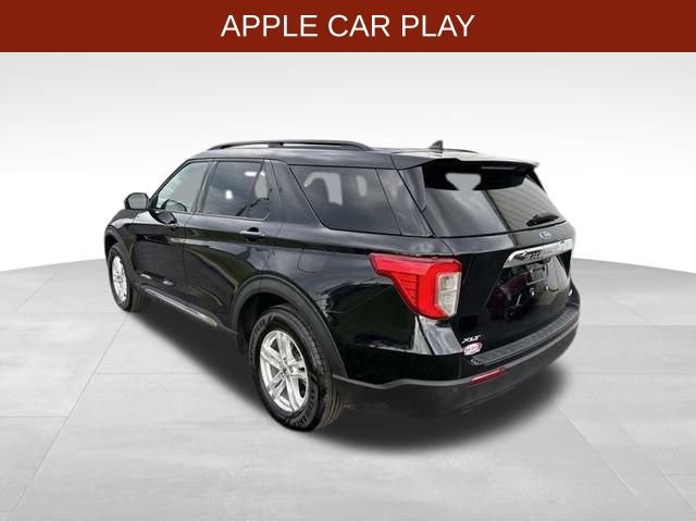 Used 2023 Ford Explorer XLT AWD/4WD image 5