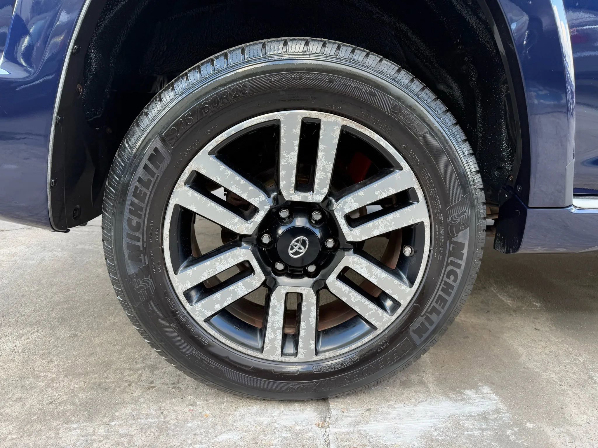 Used 2014 Toyota 4Runner Limited image 24