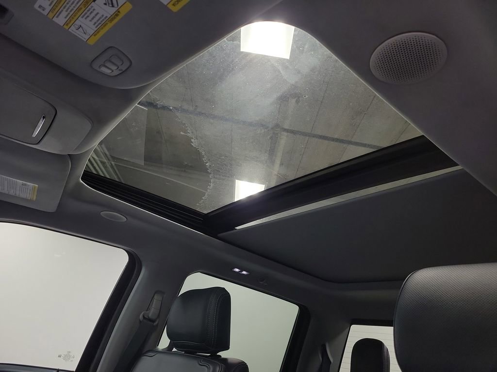 Used 2022 Ford F150 Limited image 14