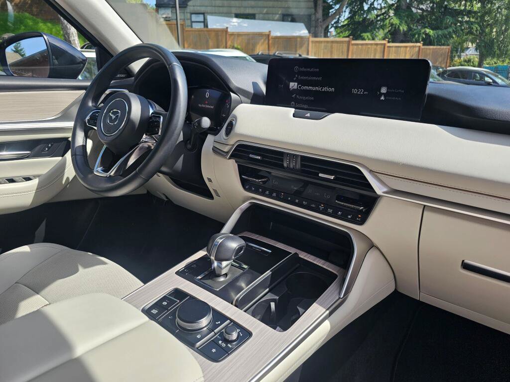 Certified 2024 MAZDA CX-90 Plug-In Hybrid w/ Premium Plus AWD/4WD image 12