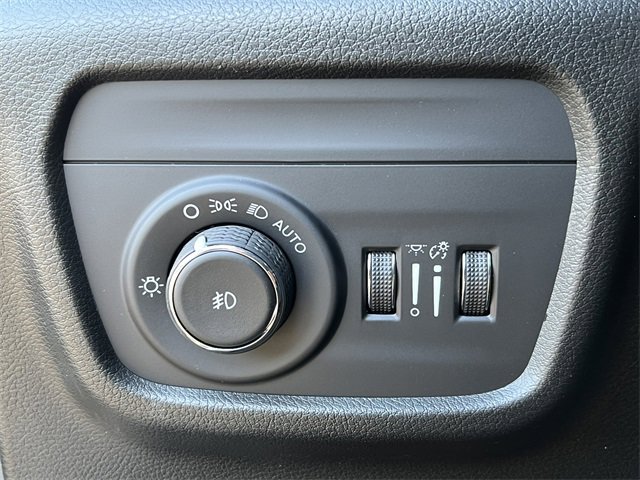 New 2026 Jeep Grand Cherokee L Limited image 16