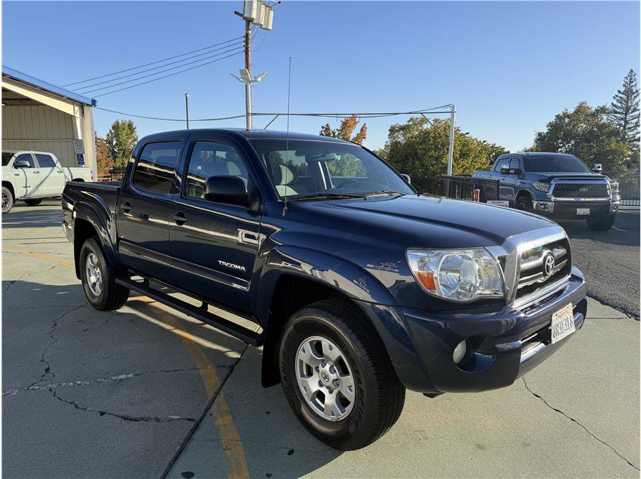 Used 2008 Toyota Tacoma PreRunner w/ SR5 Pkg #2 RWD image 4