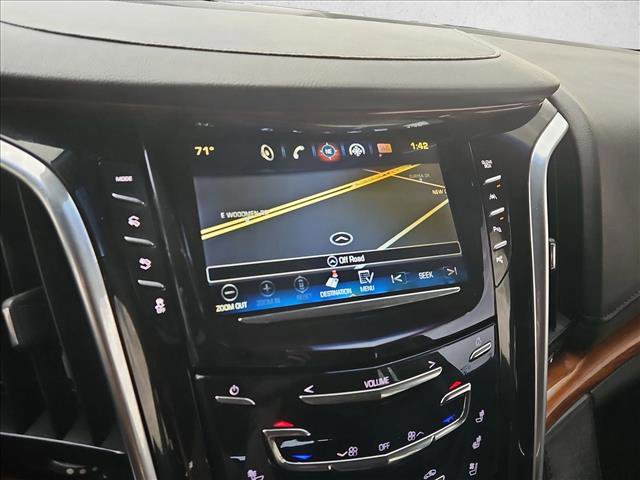 Used 2019 Cadillac Escalade Luxury AWD/4WD image 13