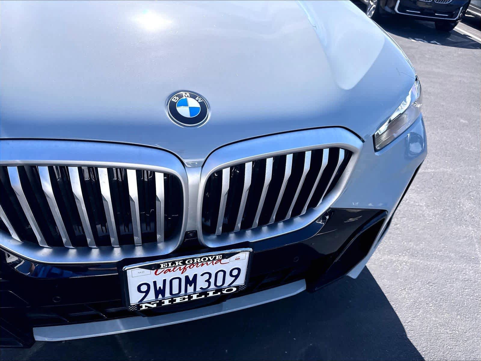 Used 2026 BMW X5 xDrive40i w/ M Sport Package AWD/4WD image 36