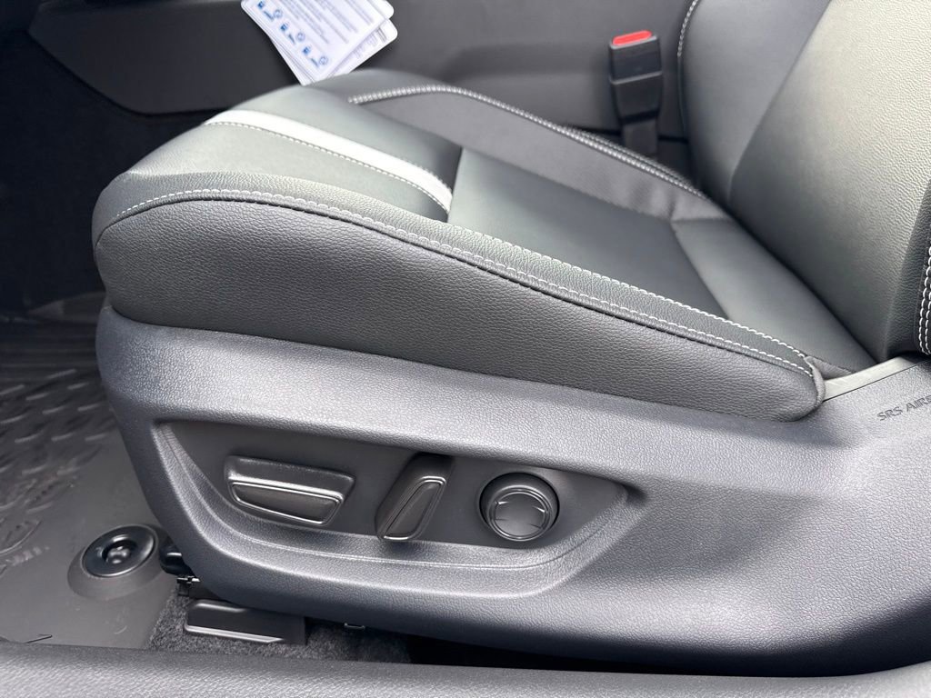 New 2026 Toyota Camry Hybrid image 14