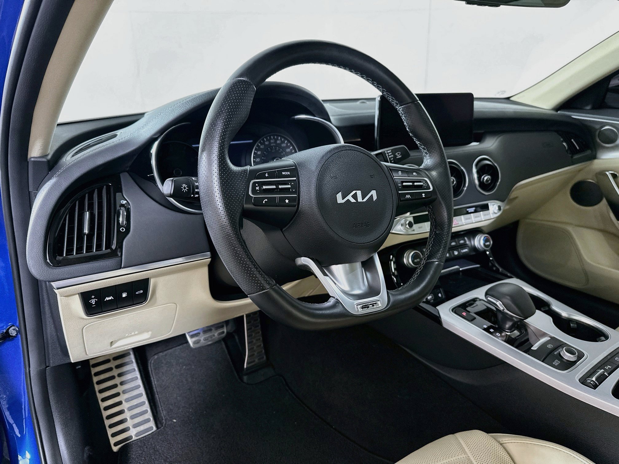 Certified 2023 Kia Stinger GT2 RWD image 9