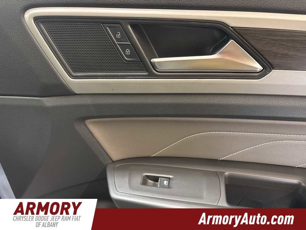Used 2022 Volkswagen Atlas SE w/ Panoramic Sunroof Package image 43