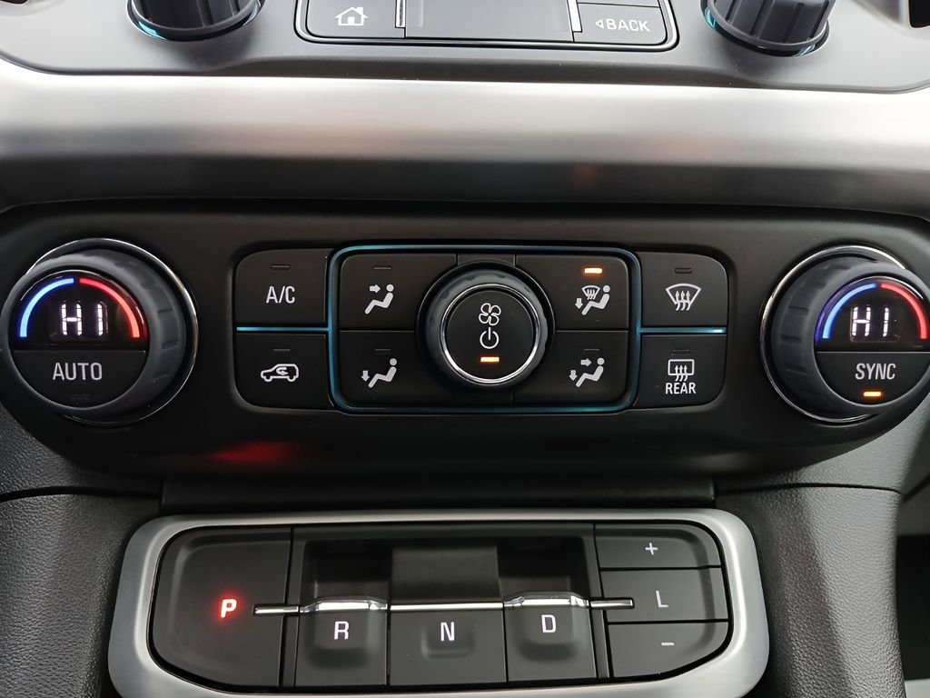 Used 2023 GMC Acadia SLT w/ Elevation Edition image 24