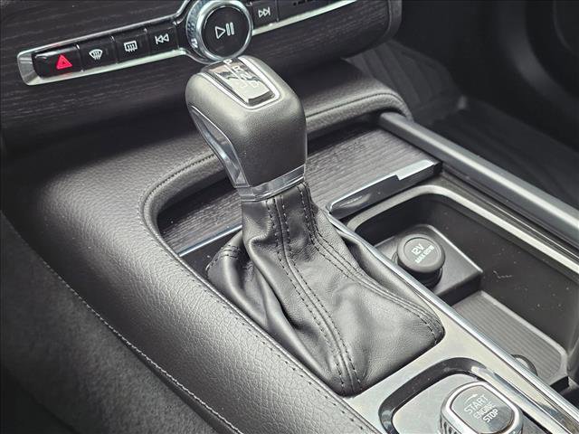 Used 2020 Volvo XC90 T6 Momentum w/ Protection Package Premier image 29