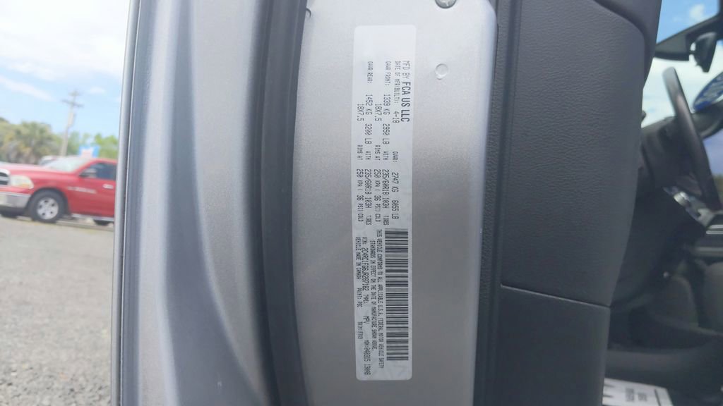 Used 2018 Chrysler Pacifica Touring Plus w/ S Appearance Package image 18
