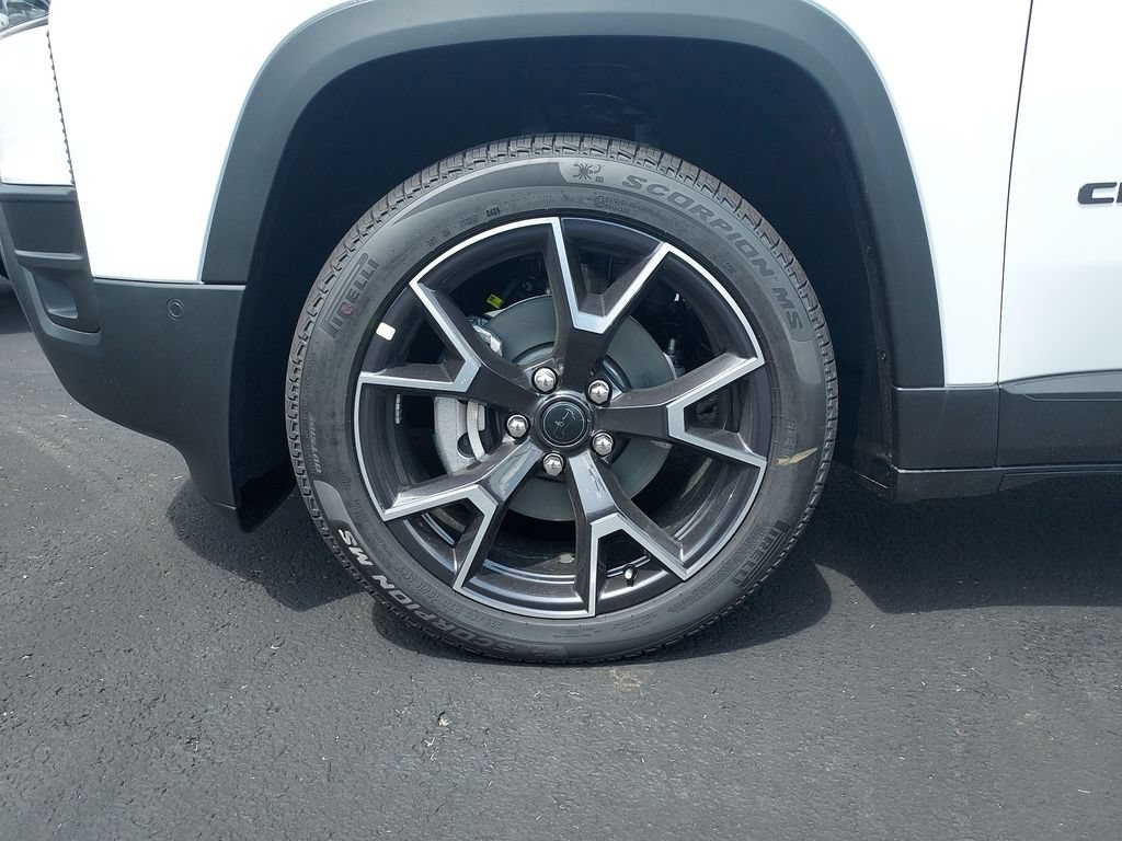 New 2026 Jeep Cherokee Overland w/ Trailer Tow Group AWD/4WD image 10