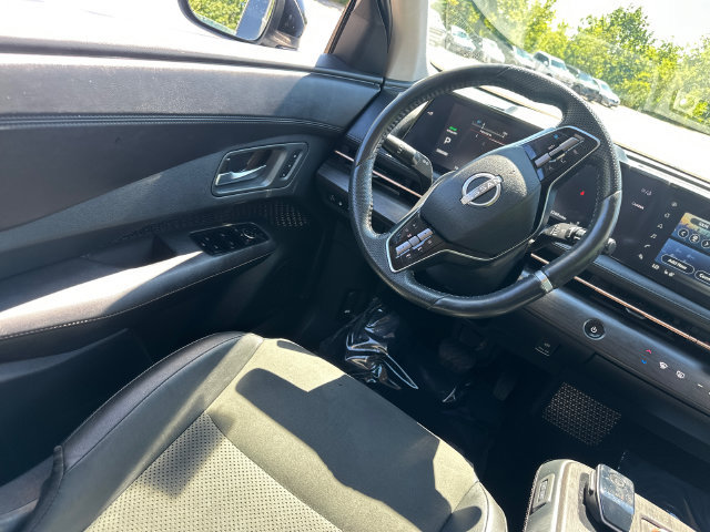 Used 2024 Nissan Ariya FWD image 21