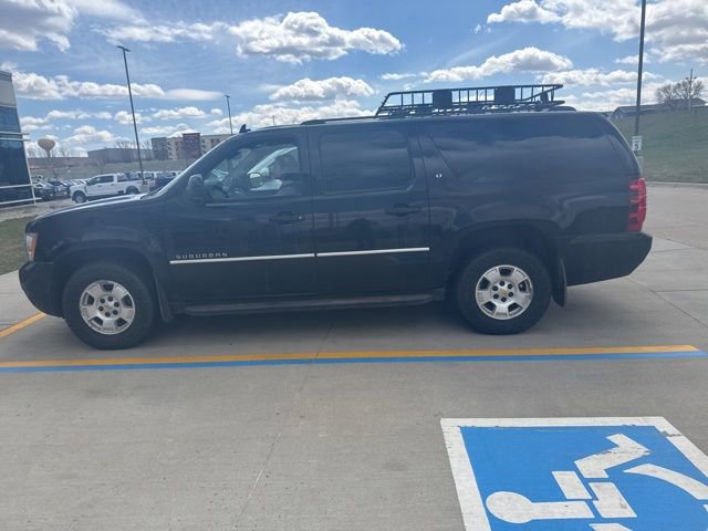 Used 2012 Chevrolet Suburban LT w/ Luxury Package AWD/4WD image 8