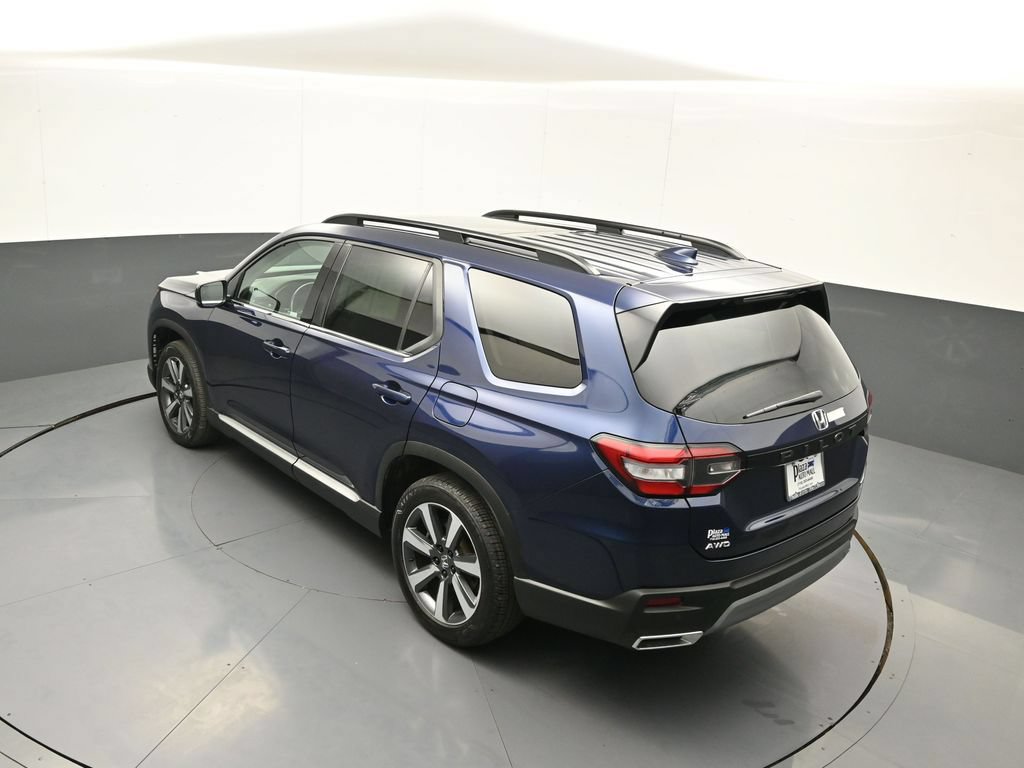 Certified 2024 Honda Pilot Touring image 43