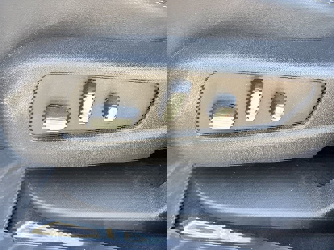 Certified 2023 Cadillac XT5 Sportv w/ Technology Package image 21