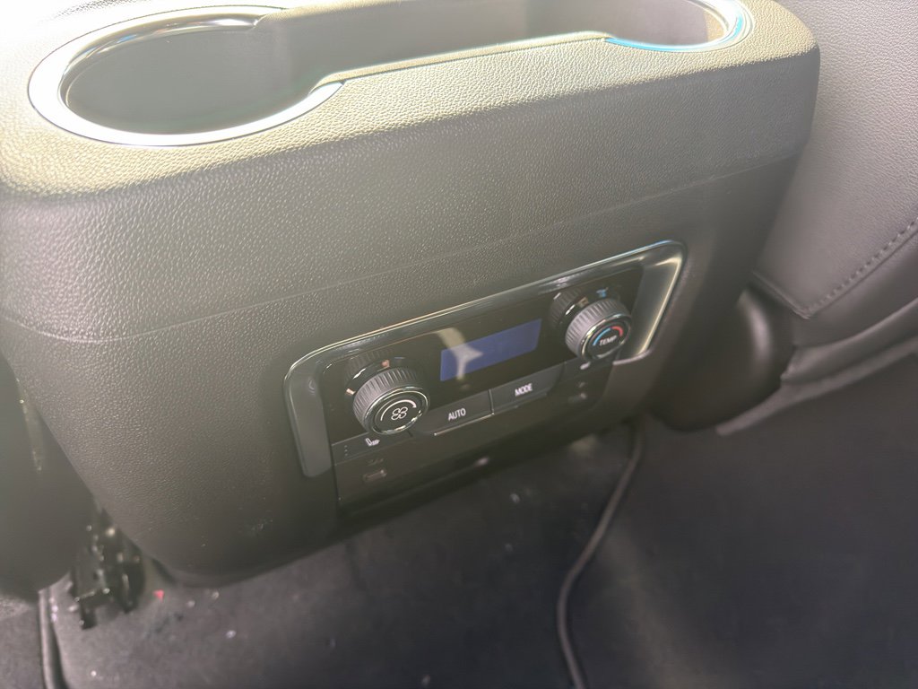 New 2026 Chevrolet Suburban Premier image 14