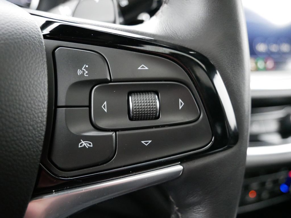 Used 2024 Buick Enclave Avenir w/ Avenir Technology Package image 24