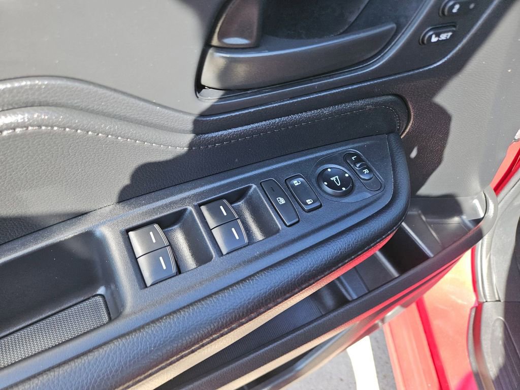 Used 2025 Honda Odyssey Sport-L image 14