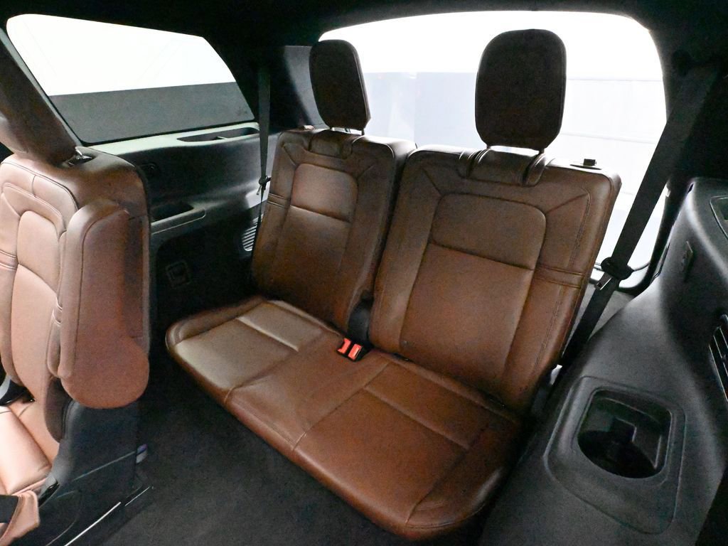 Used 2025 Lincoln Aviator Reserve w/ Jet Appearance Package image 45
