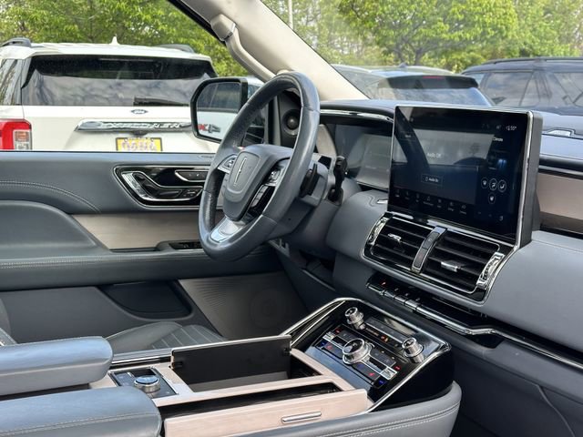 Certified 2023 Lincoln Navigator Black Label AWD/4WD image 32