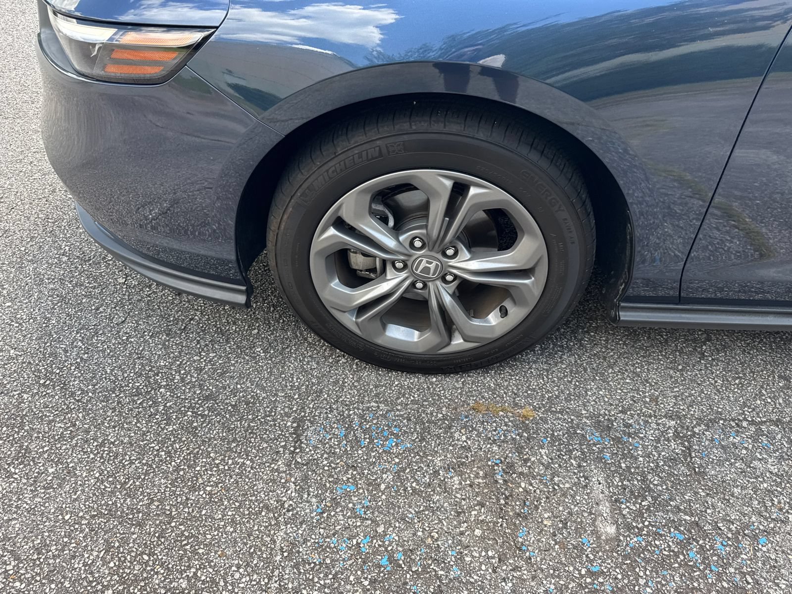 Used 2024 Honda Accord EX image 11