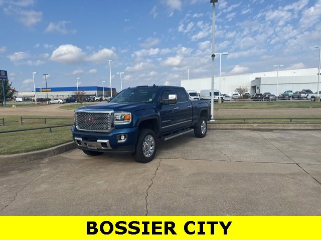 Used 2016 GMC Sierra 2500 Denali w/ Duramax Plus Package image 1