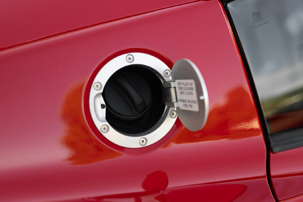 Used 2005 Lotus Elise RWD image 17
