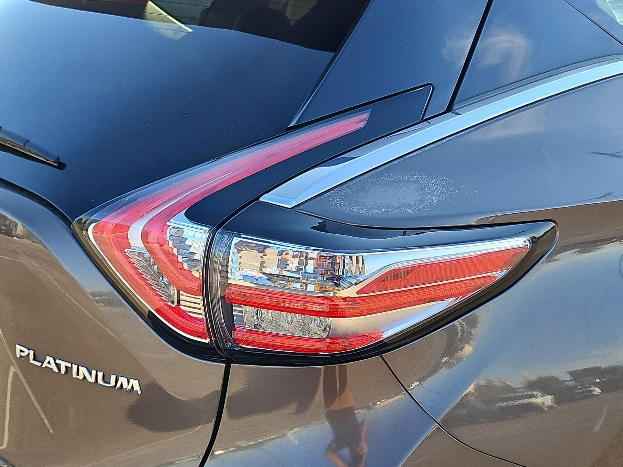 Used 2015 Nissan Murano Platinum w/ Platinum Technology Package FWD image 11