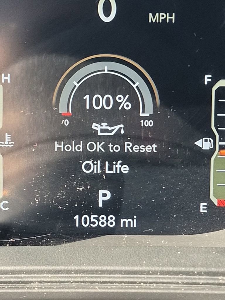 Used 2024 Jeep Wrangler Sahara w/ Technology Group image 37