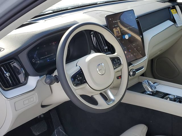 New 2026 Volvo XC60 T8 Ultra w/ Protection Package Premier AWD/4WD image 8